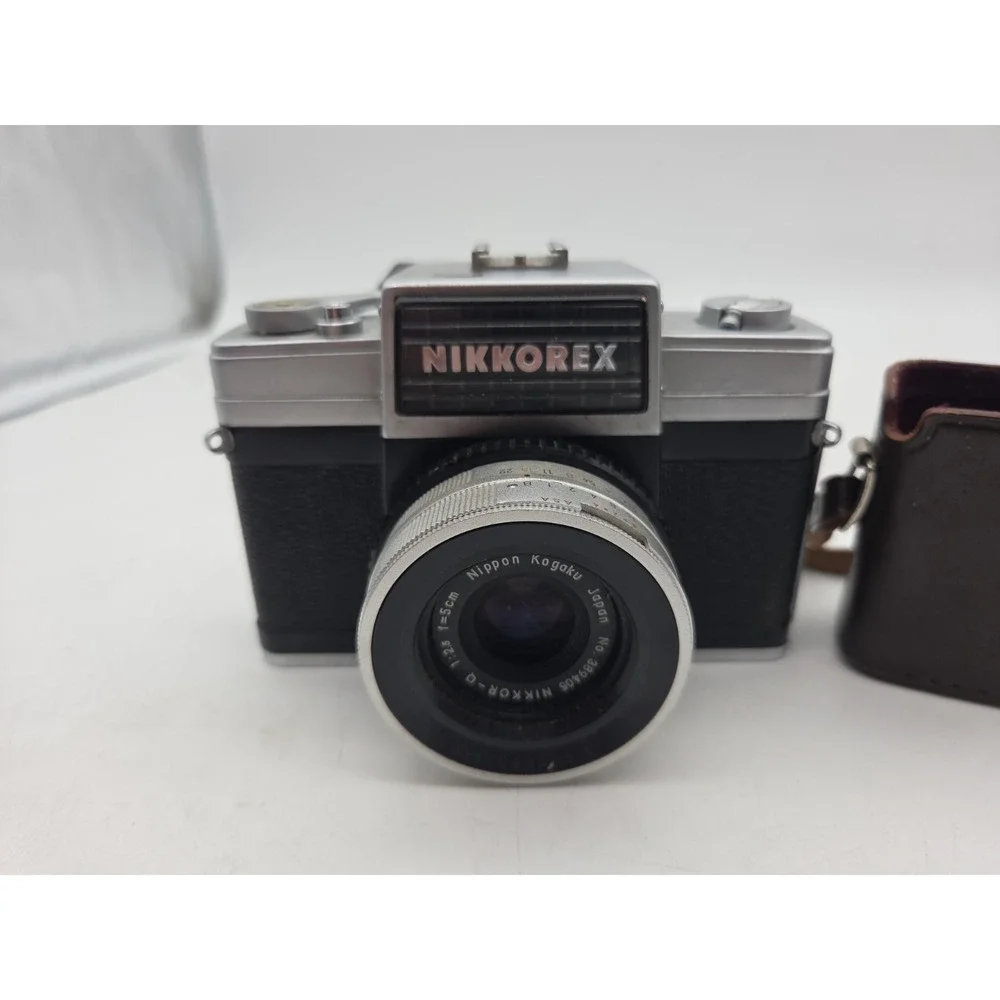 Nikkorex 35MM Film Camera Made in Japan - FOR PARTS SEE NOTES